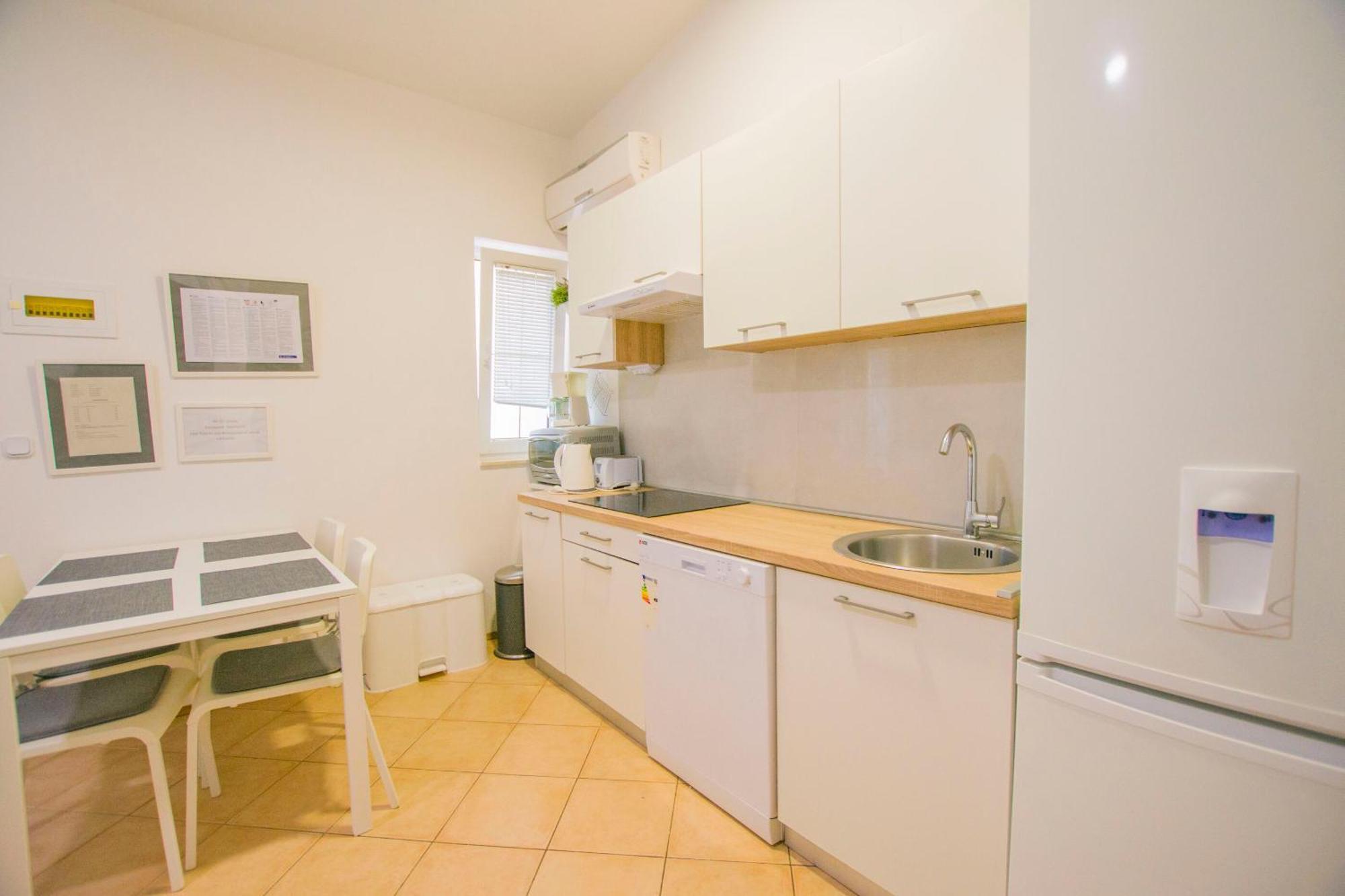 Apartments Josip ドラゲ エクステリア 写真